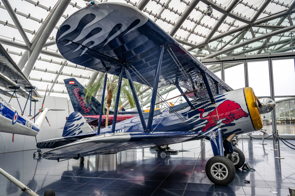 Flying Bulls Hangar-7, Salzburg, Austria jigsaw puzzle in Aviation puzzles on TheJigsawPuzzles.com