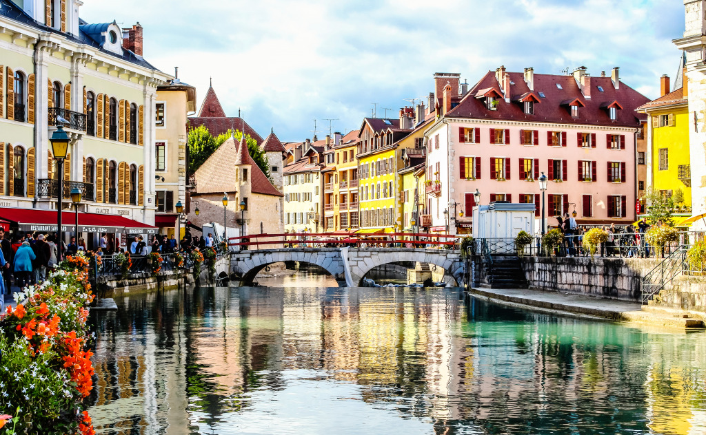 Annecy, France jigsaw puzzle in Bridges puzzles on TheJigsawPuzzles.com