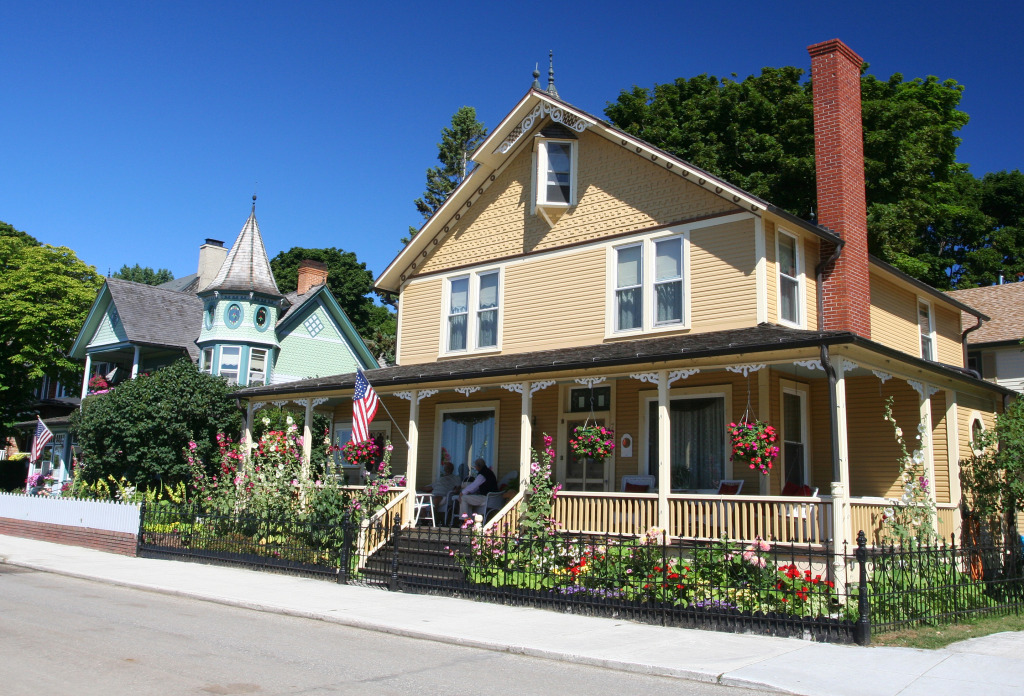 Mackinac Island, Michigan jigsaw puzzle in Street View puzzles on TheJigsawPuzzles.com