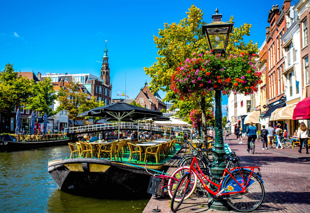 Leiden, The Netherlands jigsaw puzzle in Bridges puzzles on TheJigsawPuzzles.com