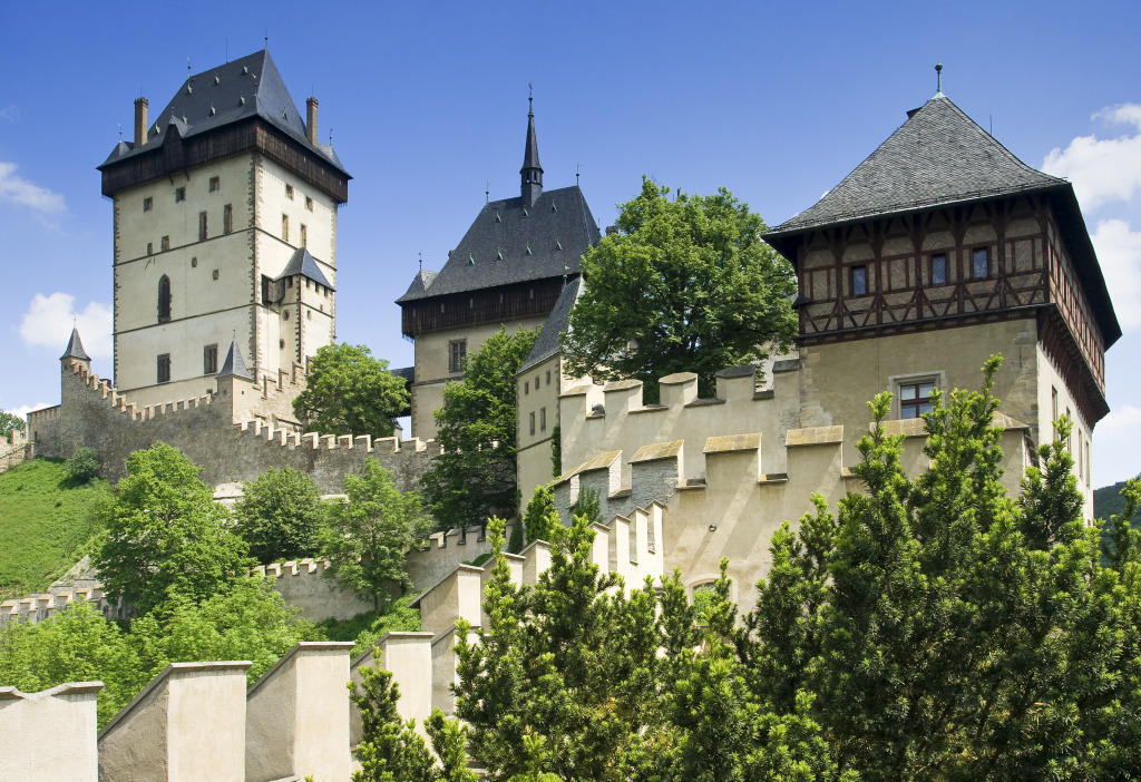 Karlstejn Castle, Czech Republic jigsaw puzzle in Castles puzzles on TheJigsawPuzzles.com