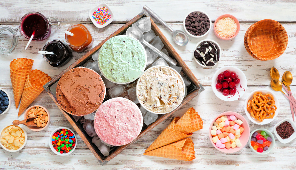Summer Ice Cream jigsaw puzzle in Food & Bakery puzzles on TheJigsawPuzzles.com