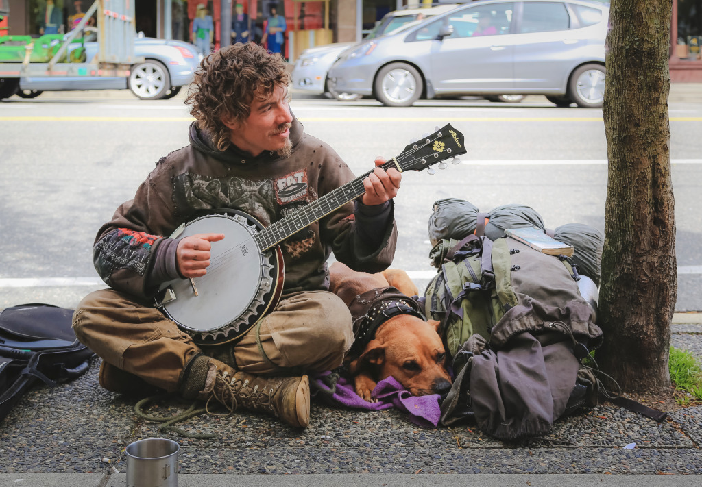 Street Musician in Vancouver, Canada jigsaw puzzle in People puzzles on TheJigsawPuzzles.com