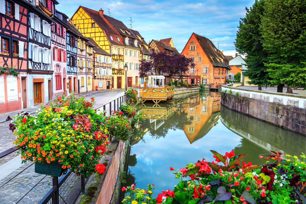 Petite Venise, Colmar, France jigsaw puzzle in Street View puzzles on TheJigsawPuzzles.com