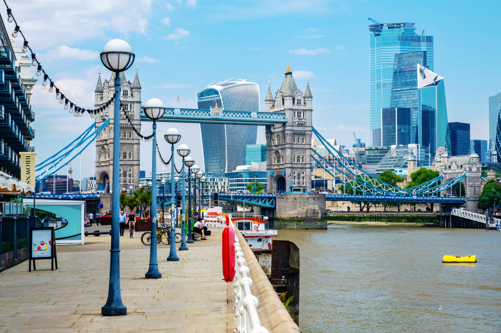 Tower Bridge and London City Skyline jigsaw puzzle in Bridges puzzles on TheJigsawPuzzles.com