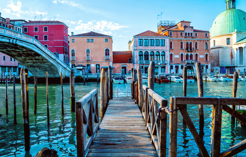 Wooden Pier on a Venetian Canal jigsaw puzzle in Bridges puzzles on TheJigsawPuzzles.com