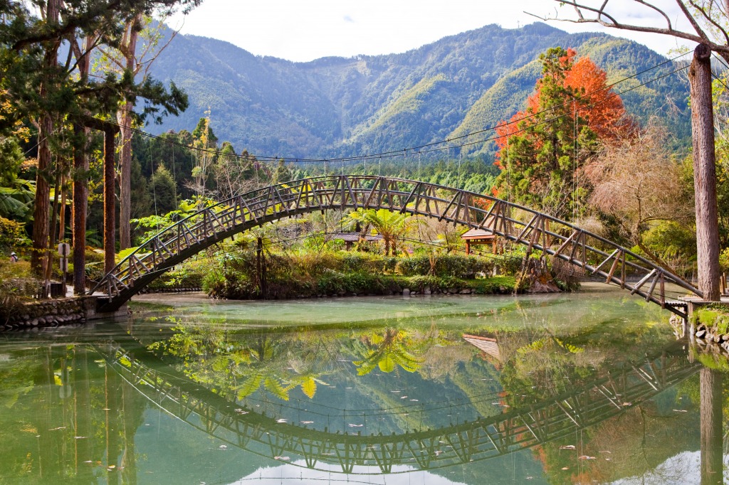 The Famous Taiwan Bridge jigsaw puzzle in Bridges puzzles on TheJigsawPuzzles.com