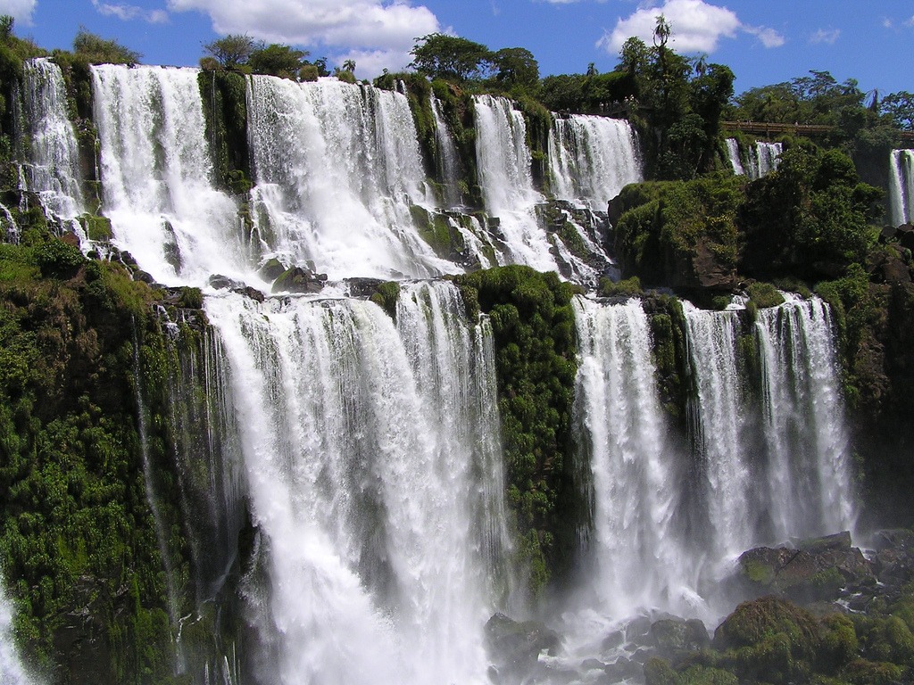 Iguazu Falls jigsaw puzzle in Waterfalls puzzles on TheJigsawPuzzles.com