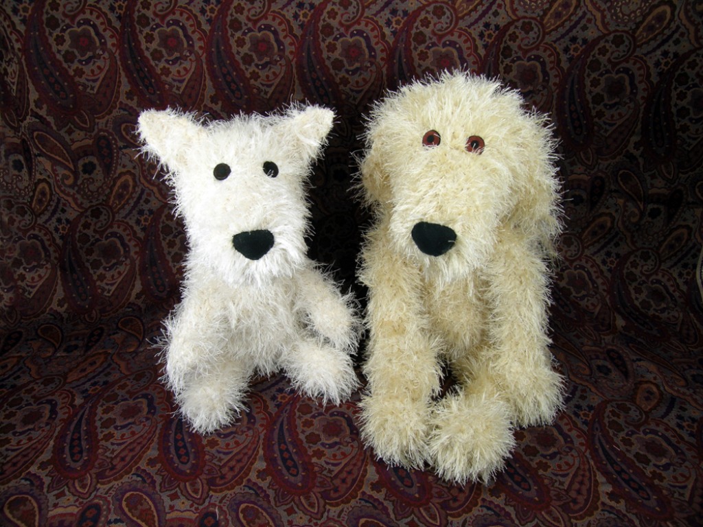 Crocheted Rooney and Bailie jigsaw puzzle in Handmade puzzles on TheJigsawPuzzles.com