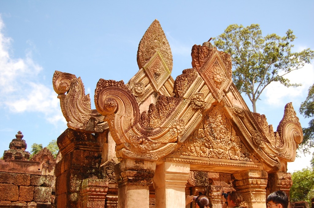 Banteay Seri Temple jigsaw puzzle in Puzzle of the Day puzzles on TheJigsawPuzzles.com