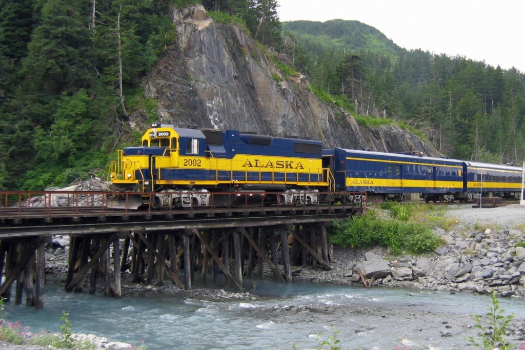 Whittier, AK jigsaw puzzle in Bridges puzzles on TheJigsawPuzzles.com