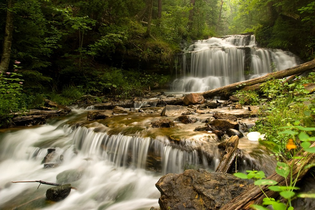 Wagner Falls jigsaw puzzle in Waterfalls puzzles on TheJigsawPuzzles.com