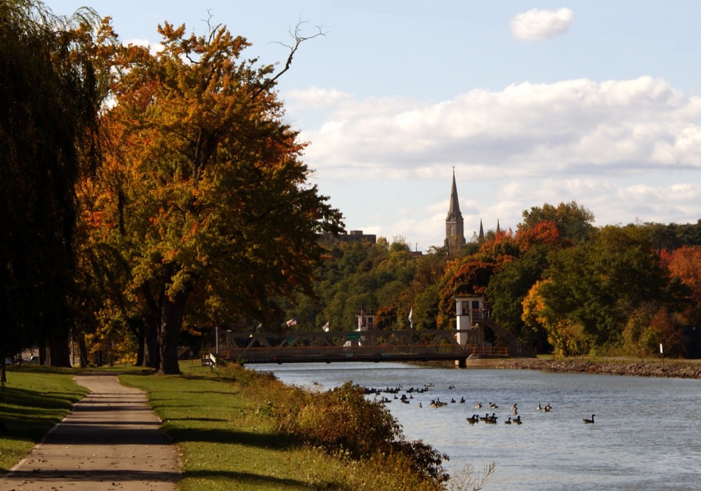 Erie Canal jigsaw puzzle in Great Sightings puzzles on TheJigsawPuzzles.com