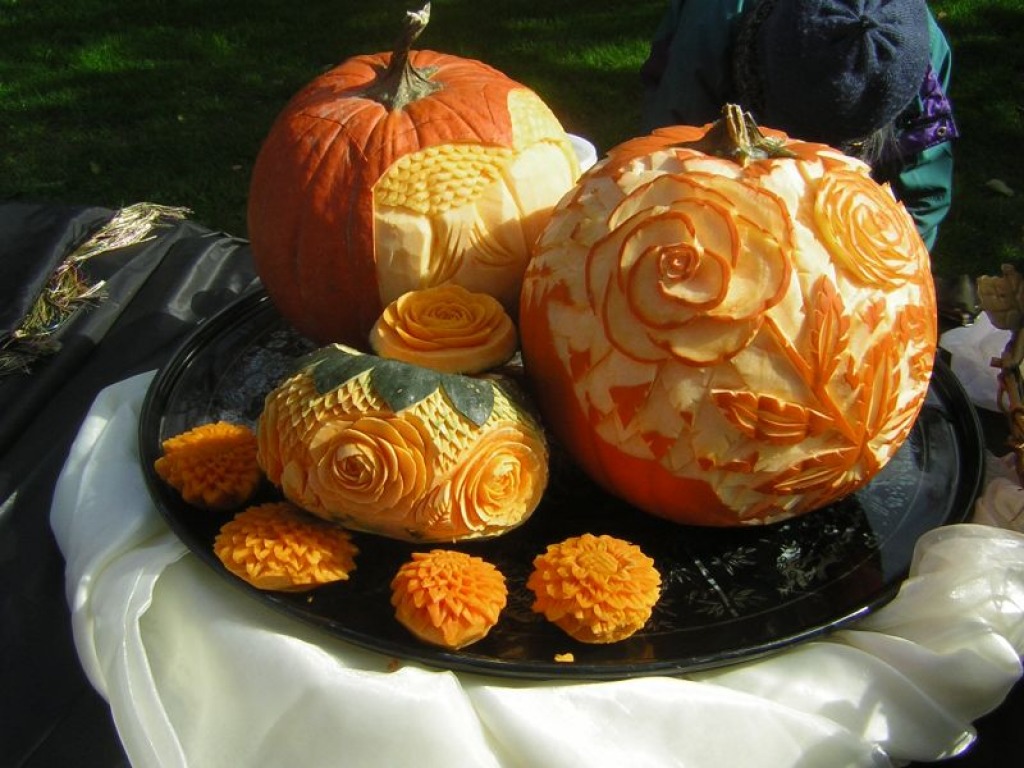 Carved Pumpkins jigsaw puzzle in Halloween puzzles on TheJigsawPuzzles.com