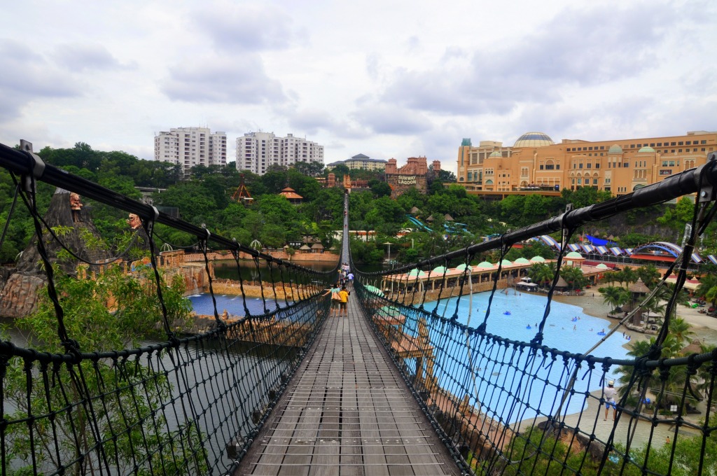 Sunway Lagoon, Kuala Lumpur, Malaysia jigsaw puzzle in Bridges puzzles on TheJigsawPuzzles.com