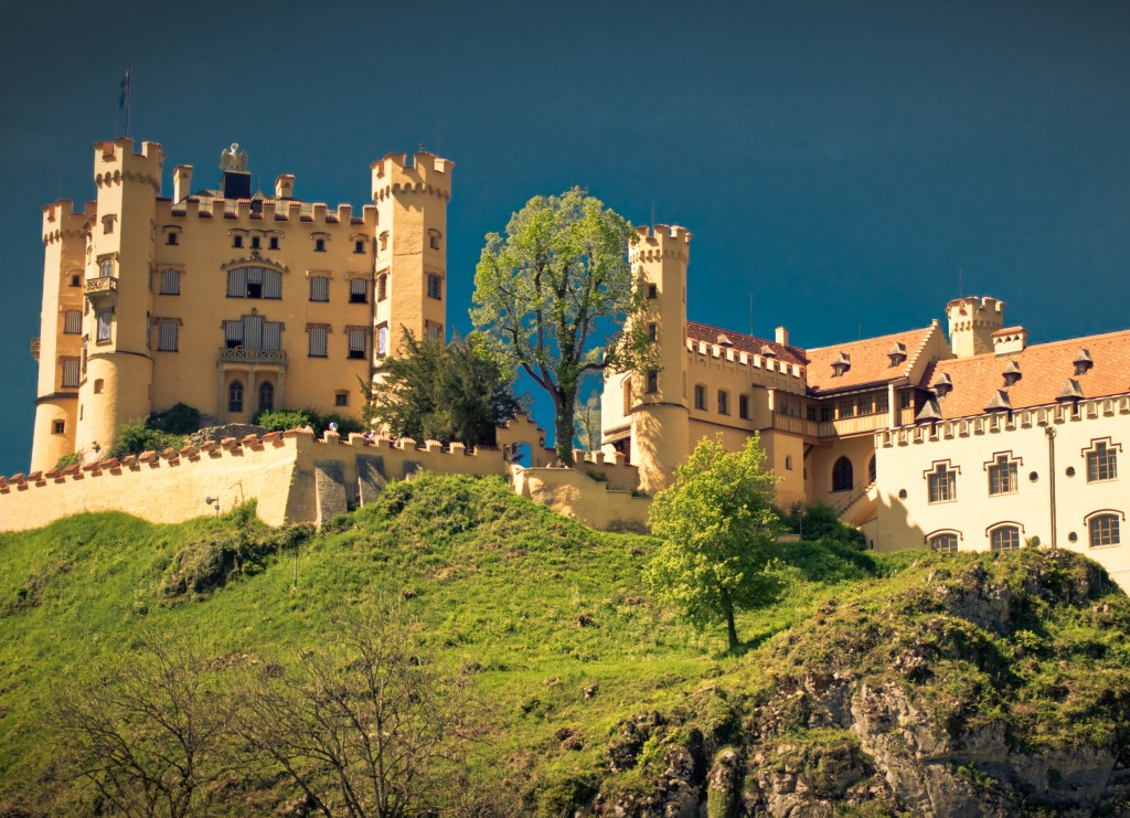 Hohenschwangau, Germany jigsaw puzzle in Castles puzzles on TheJigsawPuzzles.com