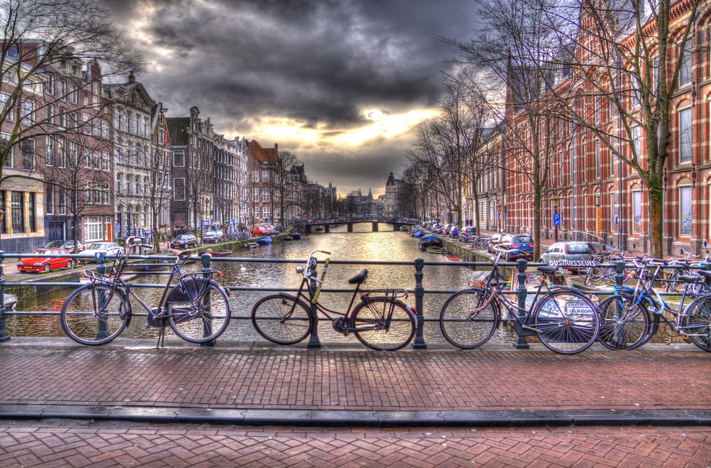 Amsterdam jigsaw puzzle in Great Sightings puzzles on TheJigsawPuzzles.com