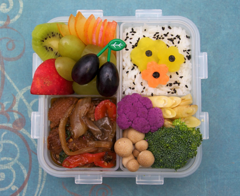 Vegetarian Duck Bento jigsaw puzzle in Food & Bakery puzzles on TheJigsawPuzzles.com