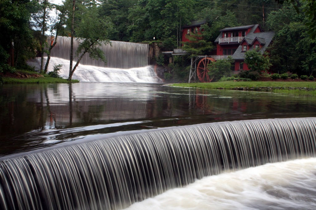 Flat Rock, NC jigsaw puzzle in Waterfalls puzzles on TheJigsawPuzzles.com